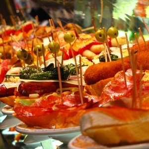 Les Heures Heureuses de Paris Food Crawl - Tapas - Erasmus of Paris