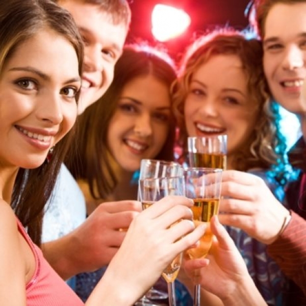 Paris Pub Crawl - Erasmus of Paris