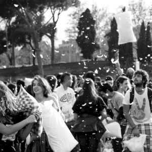 International Pillow Fight Day - Erasmus of Paris